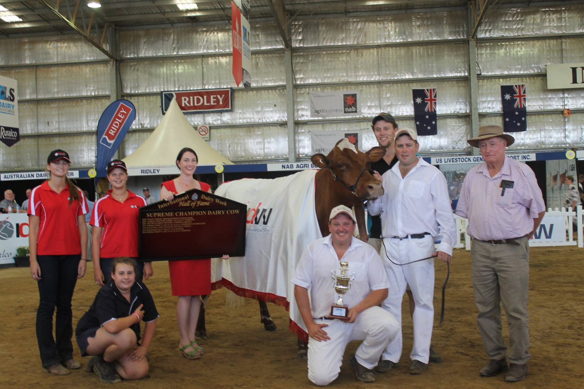 IDW 2015 Supreme cow presentation